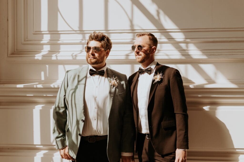 Schwules Paar in Düsseldorf am Standesamt